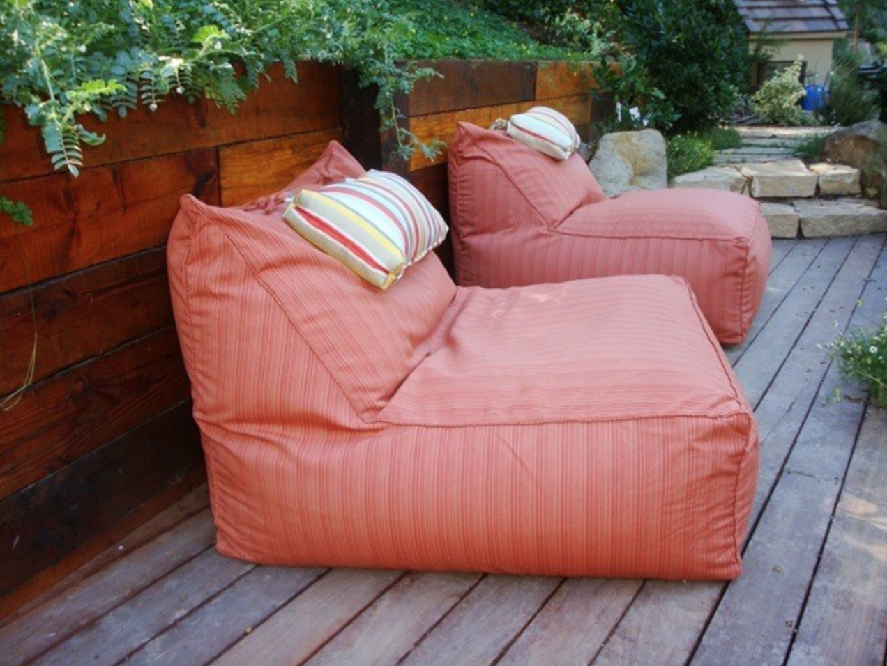 outdoor bean bags - outdoor entertainaing