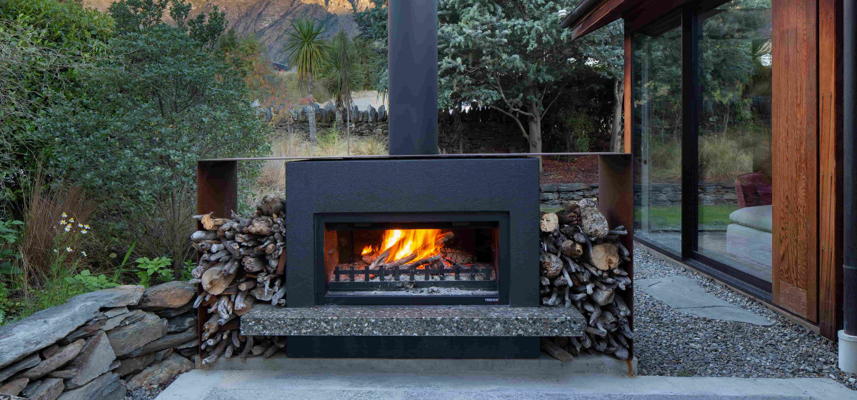 outdoor fireplace for small spaces