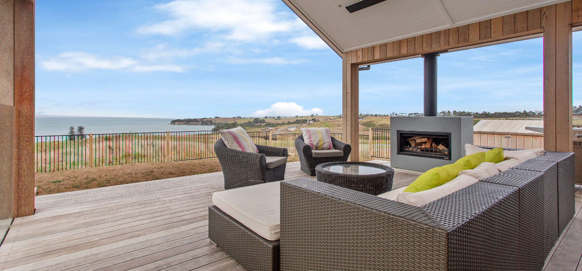 Custom outdoor fireplace nz