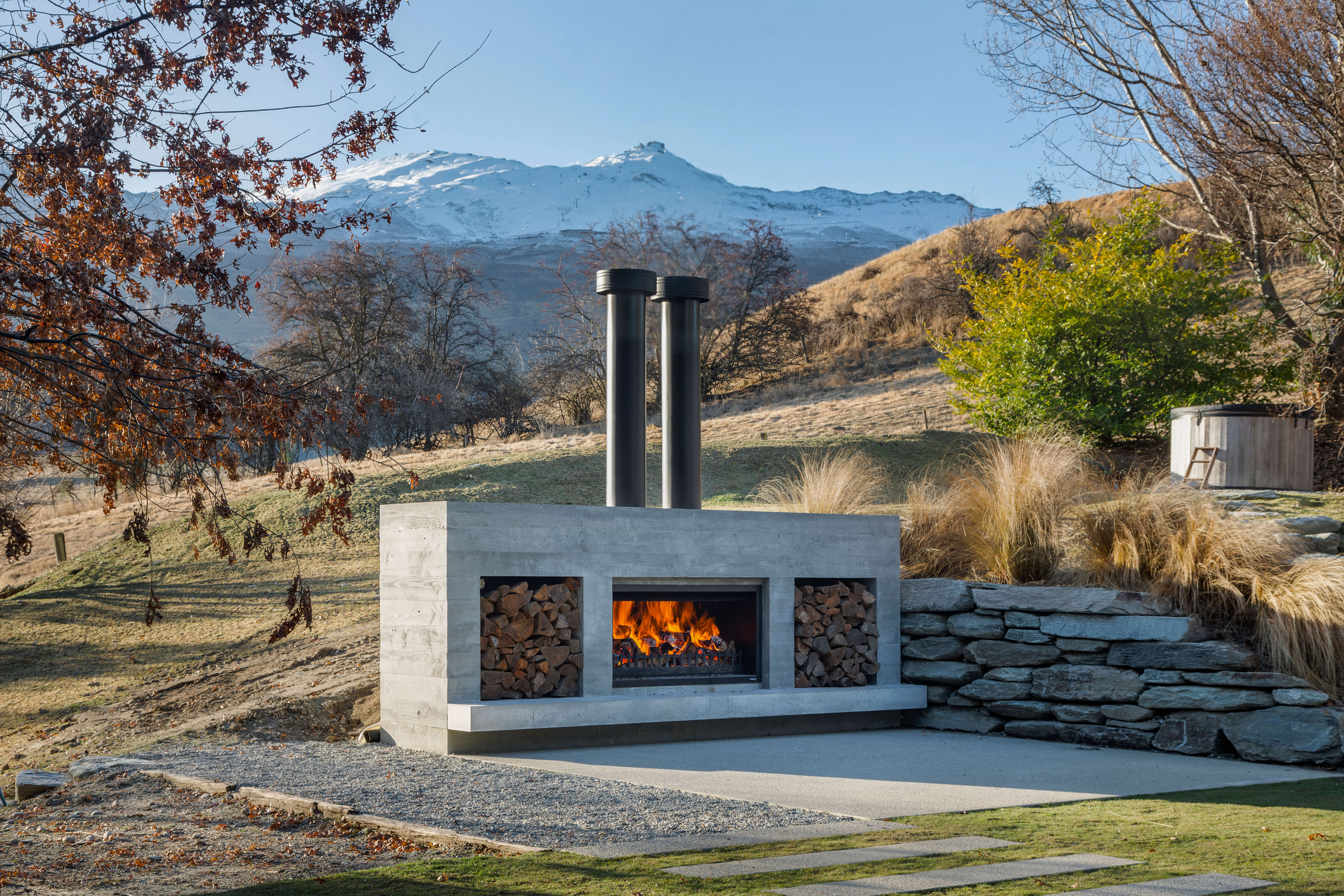 Entertaining areas with an outdoor fireplace