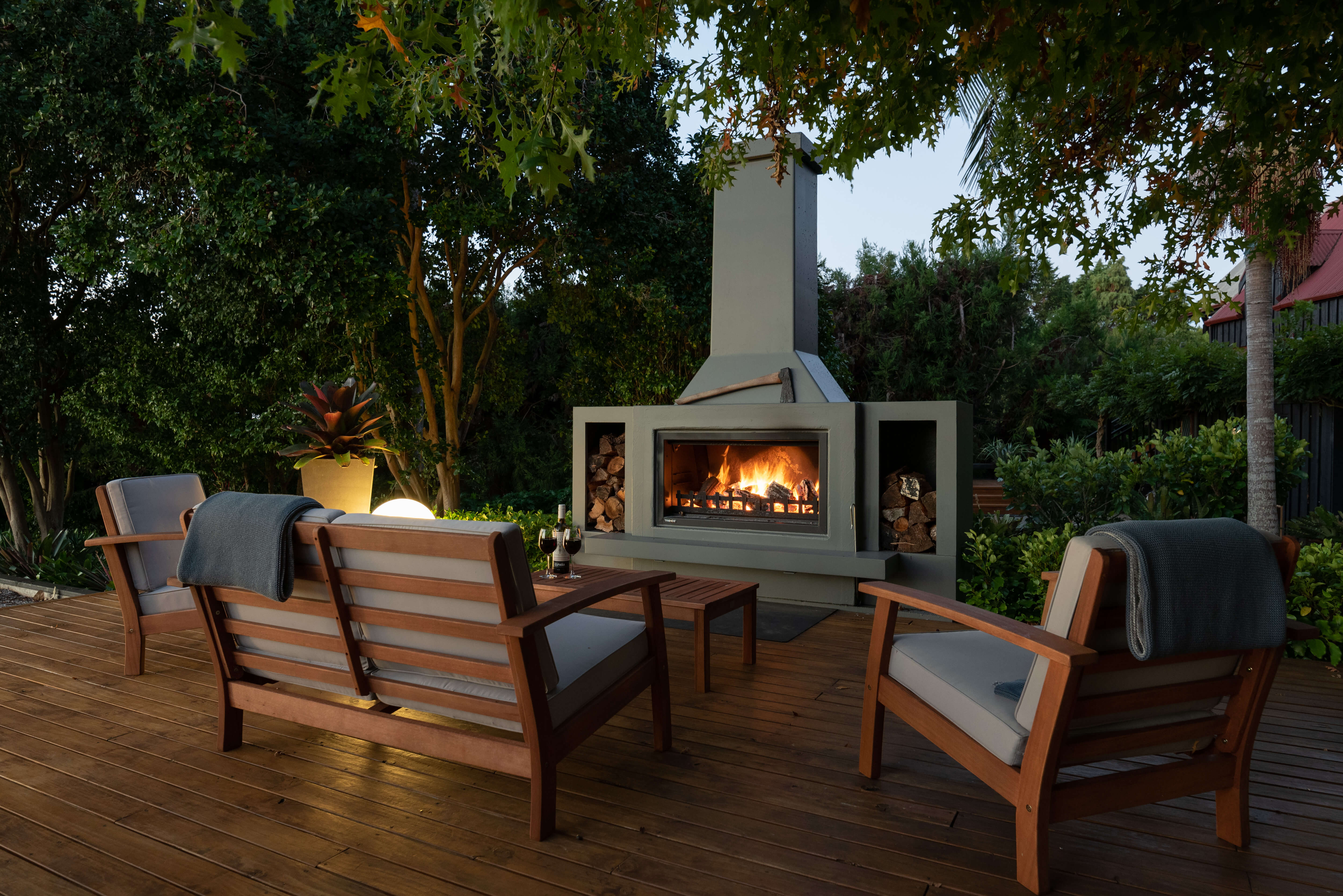 Outdoor fireplace inspiration with a Trendz Douglas fireplace