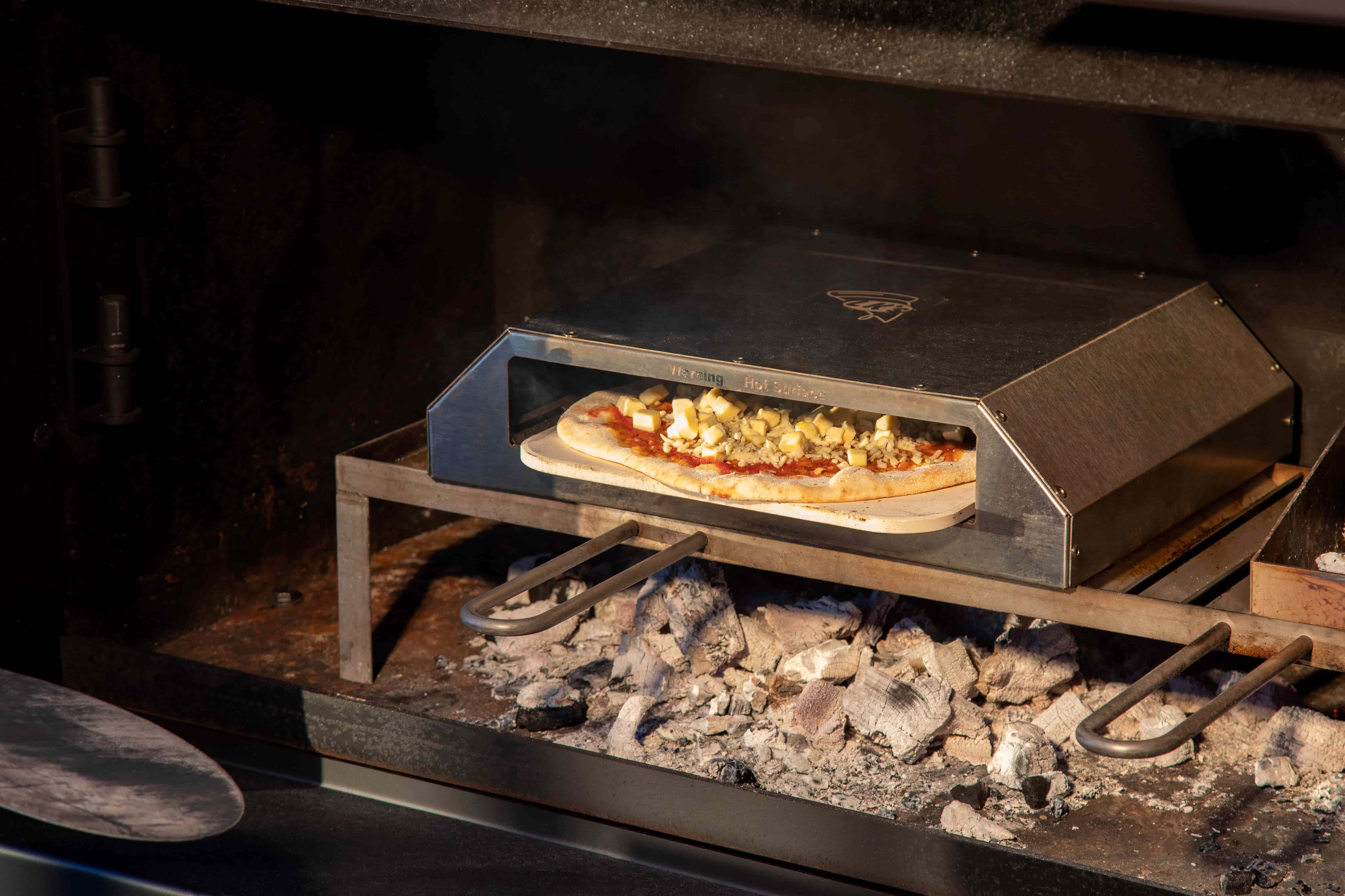 Pizza oven insert 