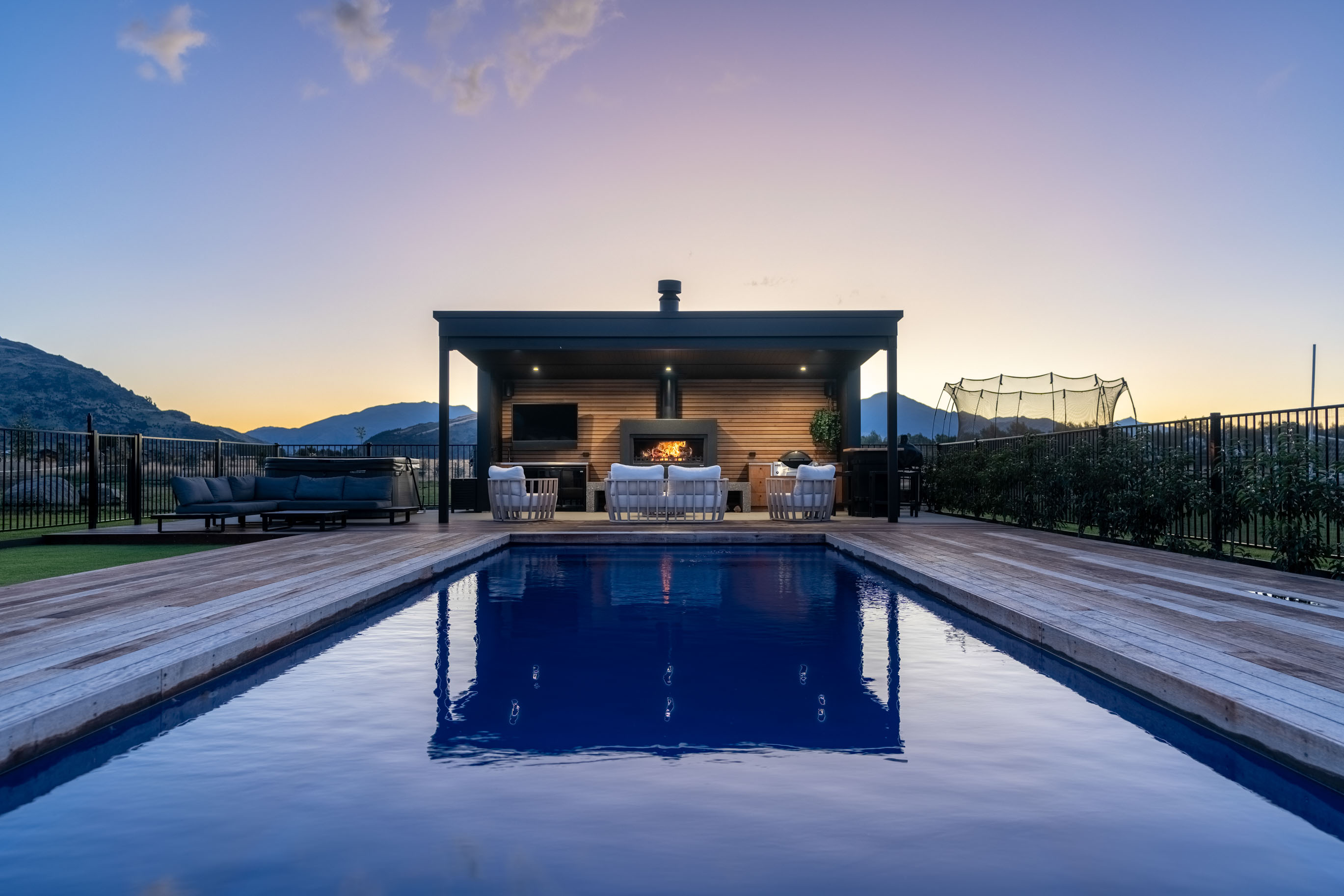 Spa pool vs outdoor fireplace: which is better?