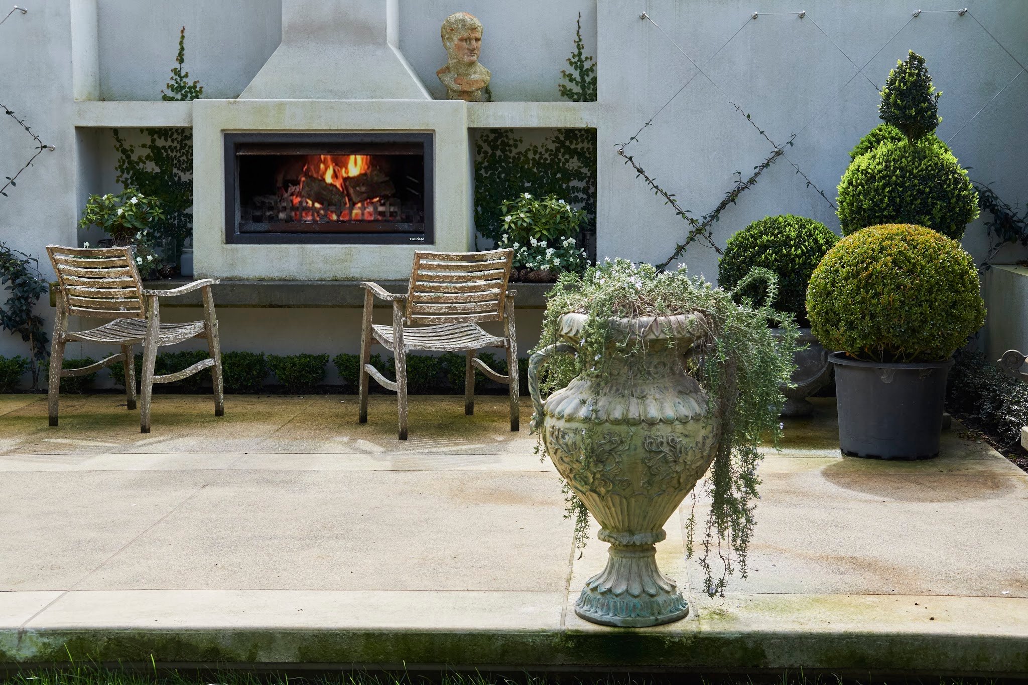 Outdoor fireplace designs