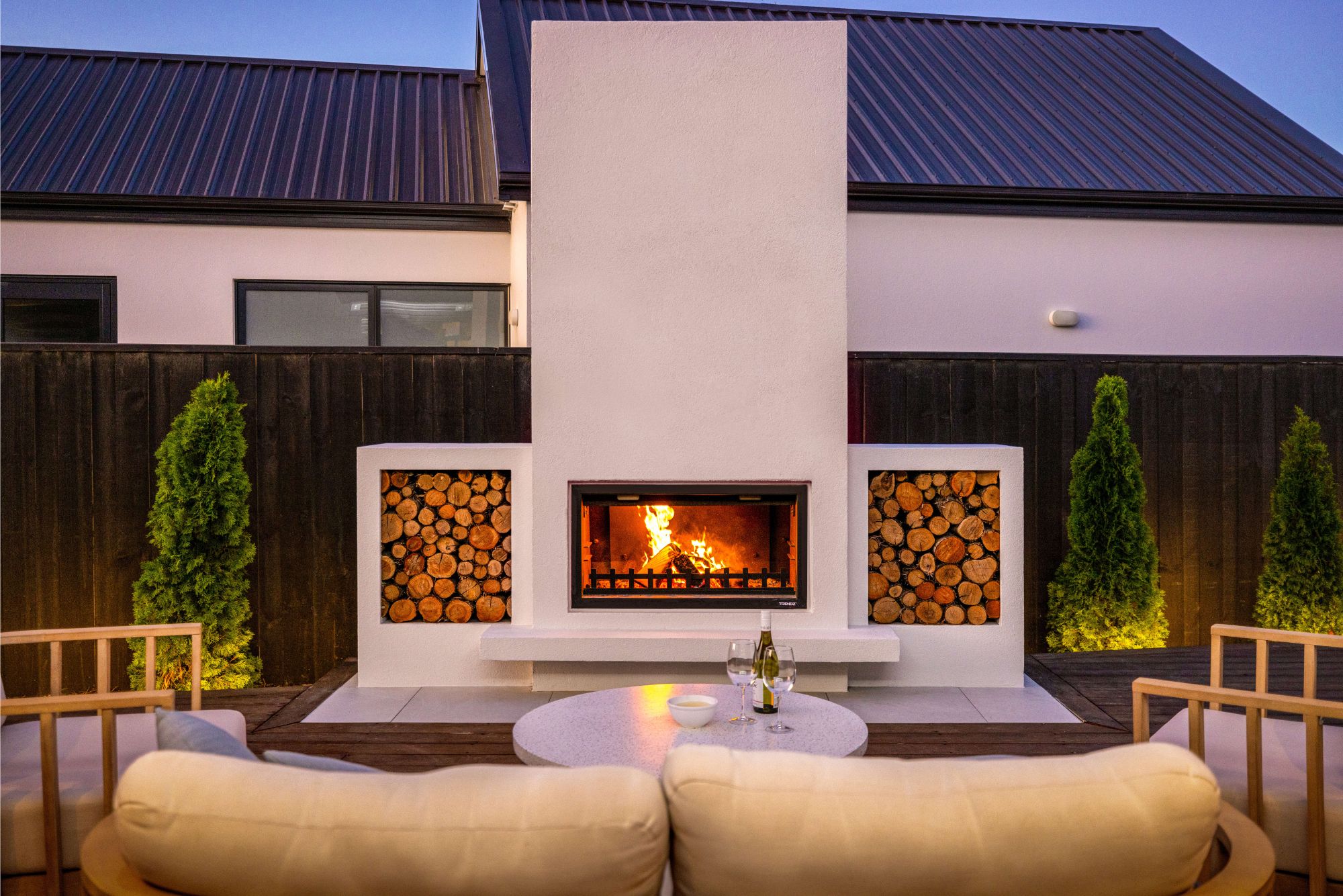 Hudson outdoor fireplace